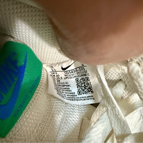 Nike Women’s Court Vision Mid Sneaker in Sail blue and White Size 8.5 - Picture 5 of 7